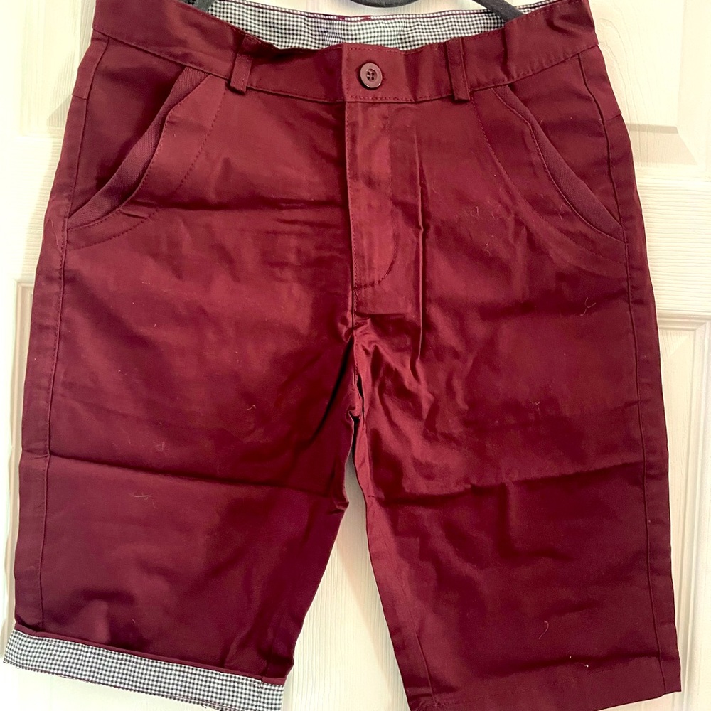 Burgundy men’s shorts